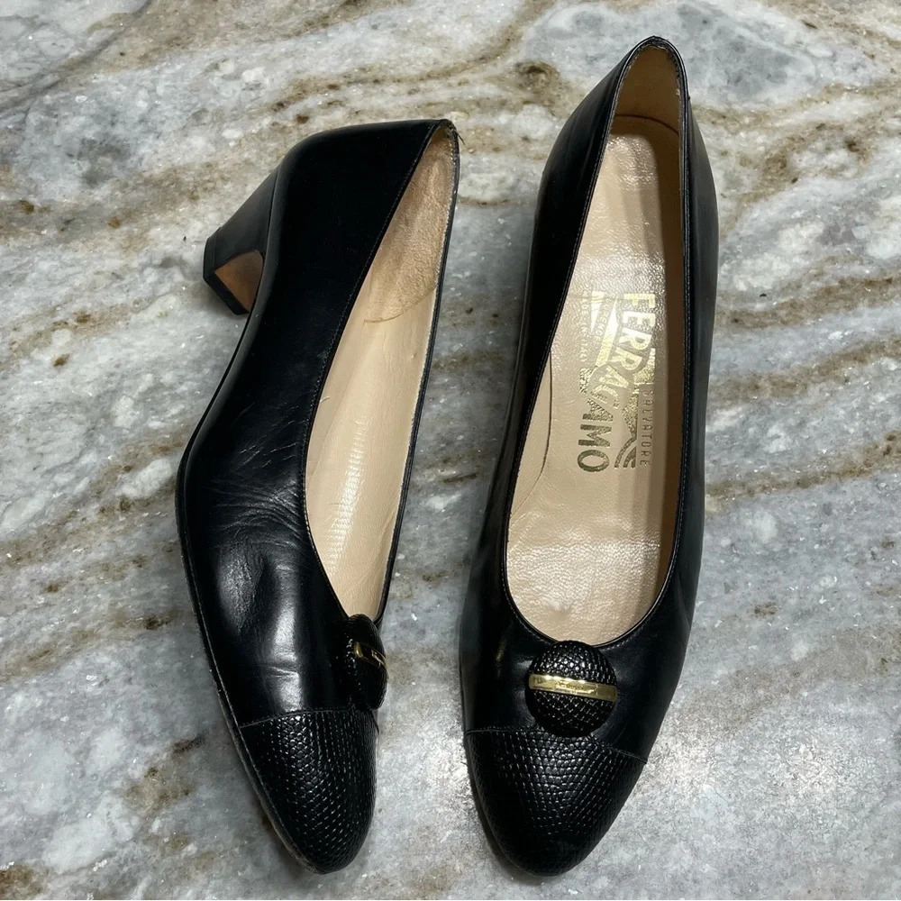 Vintage Salvatore Ferragamo Black Leather Heels Pumps Women's 6 AA (narrow) - Picture 13 of 14